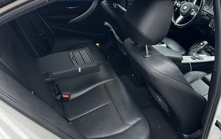 BMW 3 серия, 2017 год, 2 300 000 рублей, 12 фотография