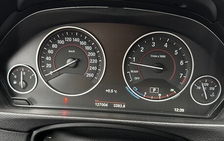 BMW 3 серия, 2017 год, 2 300 000 рублей, 15 фотография