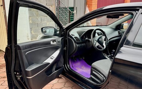 Hyundai Solaris II рестайлинг, 2011 год, 650 000 рублей, 10 фотография