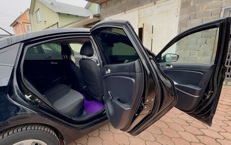 Hyundai Solaris II рестайлинг, 2011 год, 650 000 рублей, 16 фотография