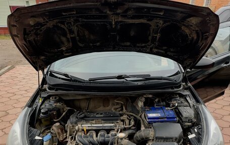 Hyundai Solaris II рестайлинг, 2011 год, 650 000 рублей, 20 фотография