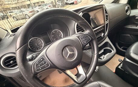 Mercedes-Benz Vito, 2015 год, 3 300 000 рублей, 26 фотография