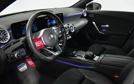 Mercedes-Benz CLA, 2020 год, 3 329 000 рублей, 1 фотография