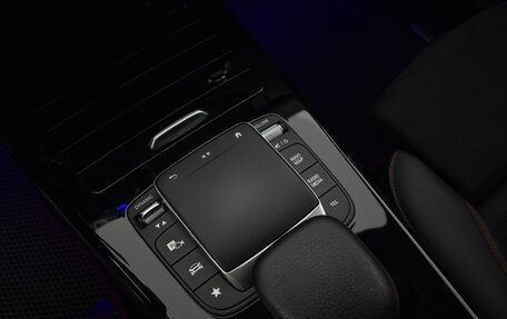 Mercedes-Benz CLA, 2020 год, 3 329 000 рублей, 3 фотография