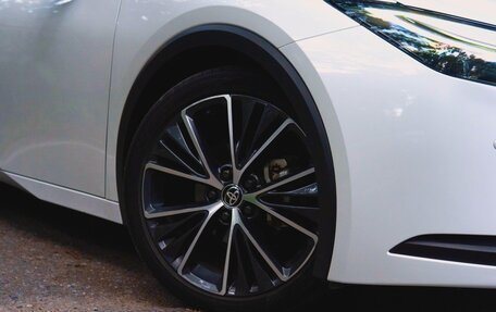 Toyota Prius IV XW50, 2024 год, 2 500 000 рублей, 14 фотография