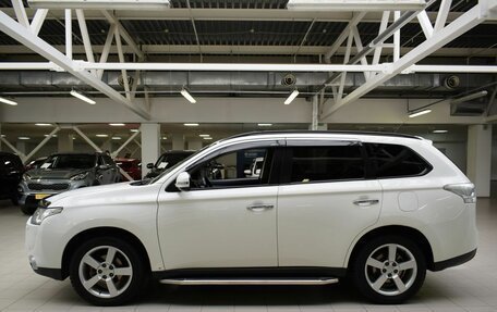 Mitsubishi Outlander III рестайлинг 3, 2013 год, 1 290 000 рублей, 4 фотография