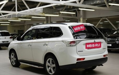 Mitsubishi Outlander III рестайлинг 3, 2013 год, 1 290 000 рублей, 5 фотография