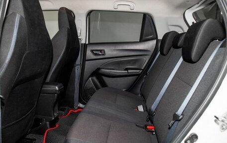 Suzuki Swift V, 2018 год, 1 625 000 рублей, 7 фотография