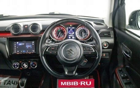 Suzuki Swift V, 2018 год, 1 625 000 рублей, 9 фотография