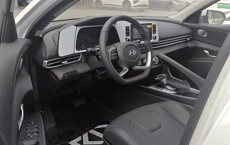 Hyundai Elantra, 2025 год, 1 870 114 рублей, 21 фотография