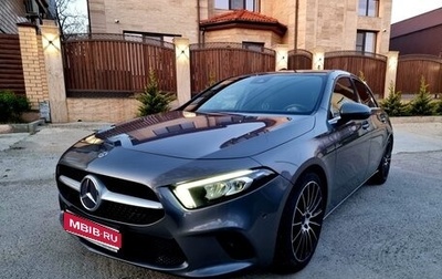 Mercedes-Benz A-Класс, 2018 год, 1 950 000 рублей, 1 фотография