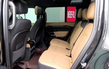 Land Rover Defender II, 2025 год, 16 441 820 рублей, 10 фотография