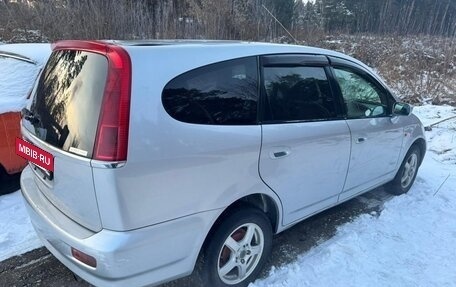 Honda Stream I рестайлинг, 2002 год, 585 000 рублей, 3 фотография