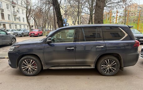 Lexus LX III, 2017 год, 7 000 000 рублей, 12 фотография