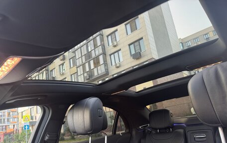 Mercedes-Benz S-Класс, 2019 год, 4 900 000 рублей, 16 фотография