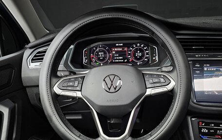 Volkswagen Tiguan II, 2022 год, 3 866 000 рублей, 13 фотография