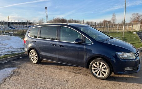 Volkswagen Sharan II, 2012 год, 1 250 000 рублей, 4 фотография
