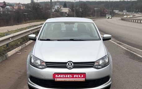 Volkswagen Polo VI (EU Market), 2013 год, 840 000 рублей, 2 фотография