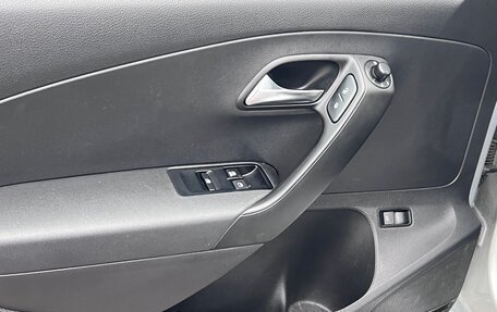 Volkswagen Polo VI (EU Market), 2013 год, 840 000 рублей, 18 фотография