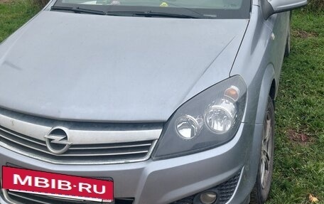 Opel Astra H, 2010 год, 490 000 рублей, 3 фотография