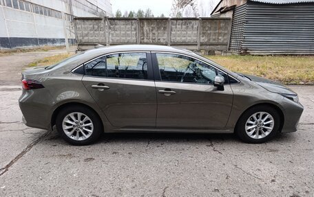 Toyota Corolla, 2021 год, 1 899 000 рублей, 4 фотография