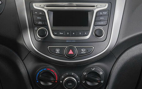 Hyundai Solaris II рестайлинг, 2015 год, 1 029 000 рублей, 19 фотография