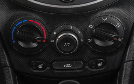 Hyundai Solaris II рестайлинг, 2015 год, 1 029 000 рублей, 21 фотография