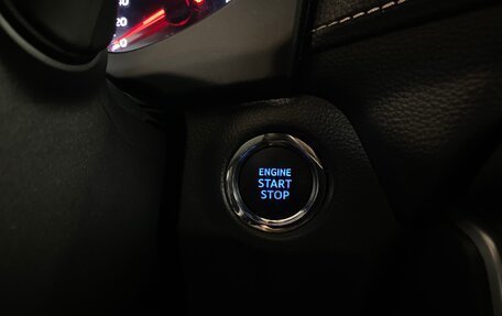 Toyota RAV4, 2019 год, 3 450 000 рублей, 19 фотография