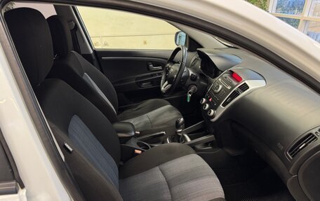 KIA cee'd I рестайлинг, 2010 год, 700 000 рублей, 9 фотография