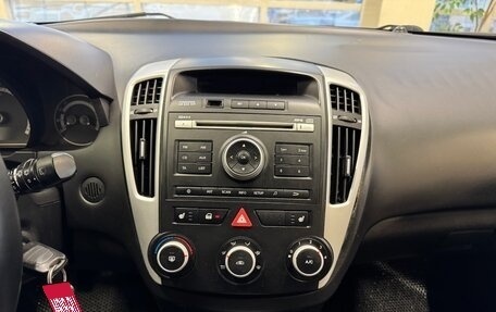 KIA cee'd I рестайлинг, 2010 год, 700 000 рублей, 12 фотография