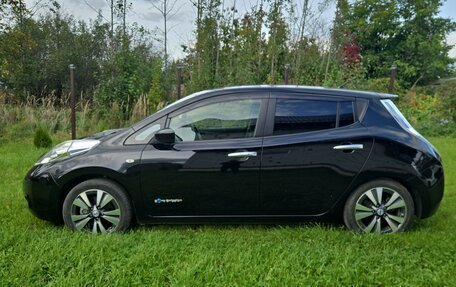 Nissan Leaf I, 2017 год, 810 000 рублей, 6 фотография