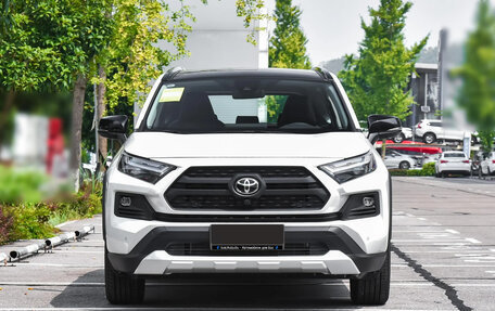 Toyota RAV4, 2025 год, 4 616 000 рублей, 1 фотография