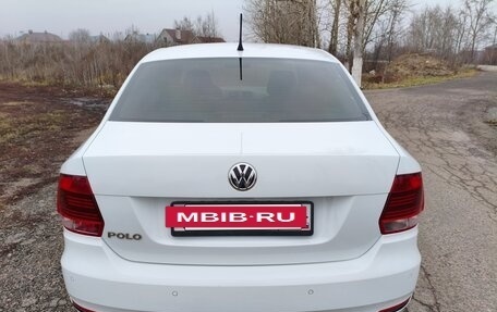 Volkswagen Polo VI (EU Market), 2016 год, 945 000 рублей, 3 фотография