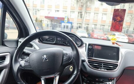 Peugeot 2008 II, 2014 год, 950 000 рублей, 7 фотография