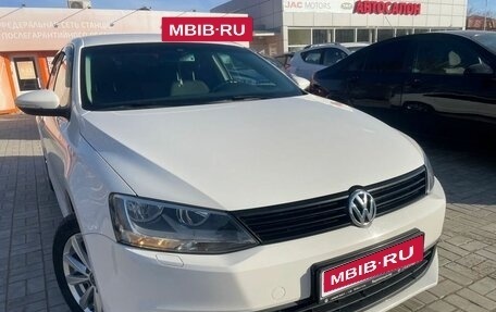 Volkswagen Jetta VI, 2013 год, 1 195 000 рублей, 1 фотография