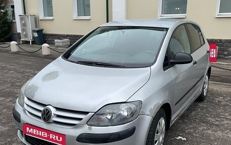 Volkswagen Golf Plus I, 2007 год, 360 000 рублей, 2 фотография