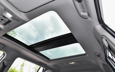 Toyota RAV4, 2025 год, 4 616 000 рублей, 18 фотография