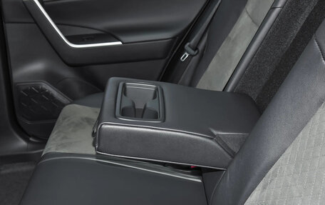 Toyota RAV4, 2025 год, 4 616 000 рублей, 33 фотография