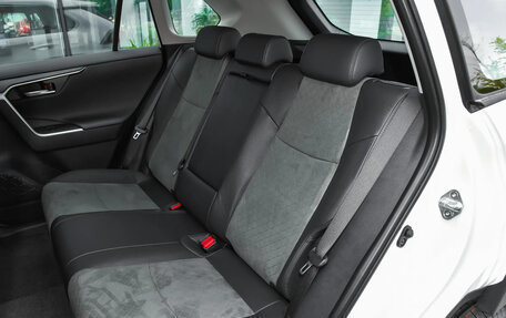 Toyota RAV4, 2025 год, 4 616 000 рублей, 32 фотография