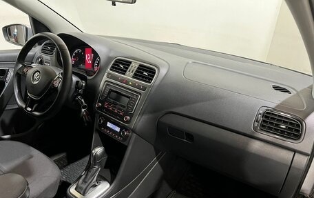 Volkswagen Polo VI (EU Market), 2019 год, 1 350 000 рублей, 21 фотография