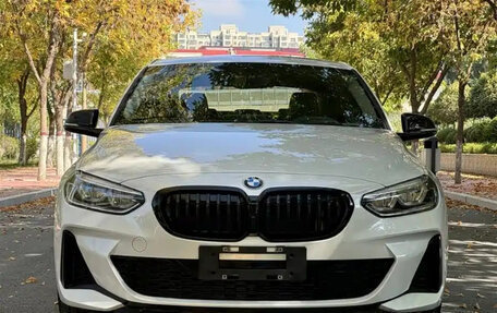 BMW 1 серия, 2022 год, 1 470 190 рублей, 2 фотография