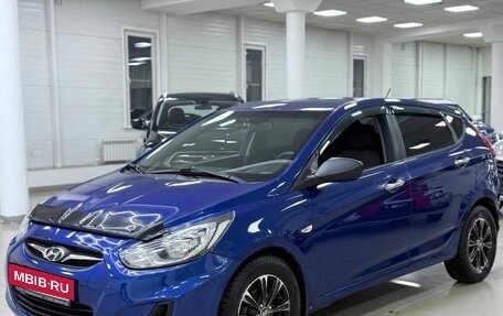 Hyundai Solaris II рестайлинг, 2012 год, 558 000 рублей, 2 фотография