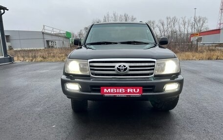 Toyota Land Cruiser 100 рестайлинг 2, 2006 год, 2 490 000 рублей, 6 фотография