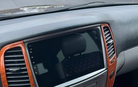 Toyota Land Cruiser 100 рестайлинг 2, 2006 год, 2 490 000 рублей, 12 фотография