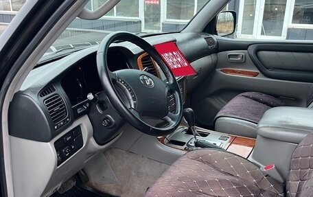 Toyota Land Cruiser 100 рестайлинг 2, 2006 год, 2 490 000 рублей, 9 фотография