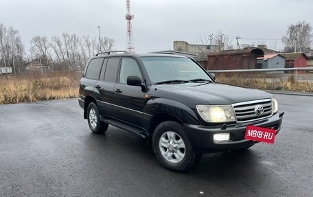 Toyota Land Cruiser 100 рестайлинг 2, 2006 год, 2 490 000 рублей, 5 фотография