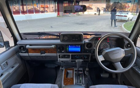 Toyota Land Cruiser Prado 70, 1993 год, 1 125 000 рублей, 15 фотография