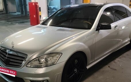 Mercedes-Benz S-Класс, 2008 год, 1 550 000 рублей, 2 фотография