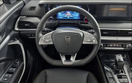 FAW Bestune T77, 2024 год, 2 099 000 рублей, 16 фотография