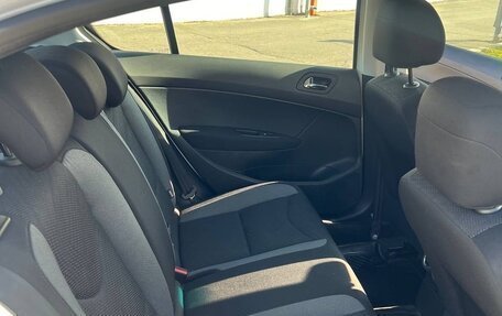 Peugeot 408 I рестайлинг, 2015 год, 700 000 рублей, 8 фотография